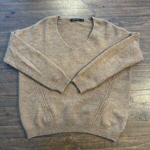 Lauren Vidal Women’s French Beige Sparkle V-Neck Sweater Size Small